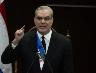 Haití tiene «tradición histórica» de culpar de sus males a otros
