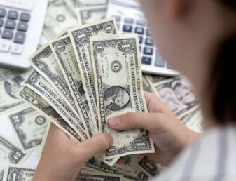 La Reserva Federal de Estados Unidos anunció el fin de la circulación de ciertos dólares
