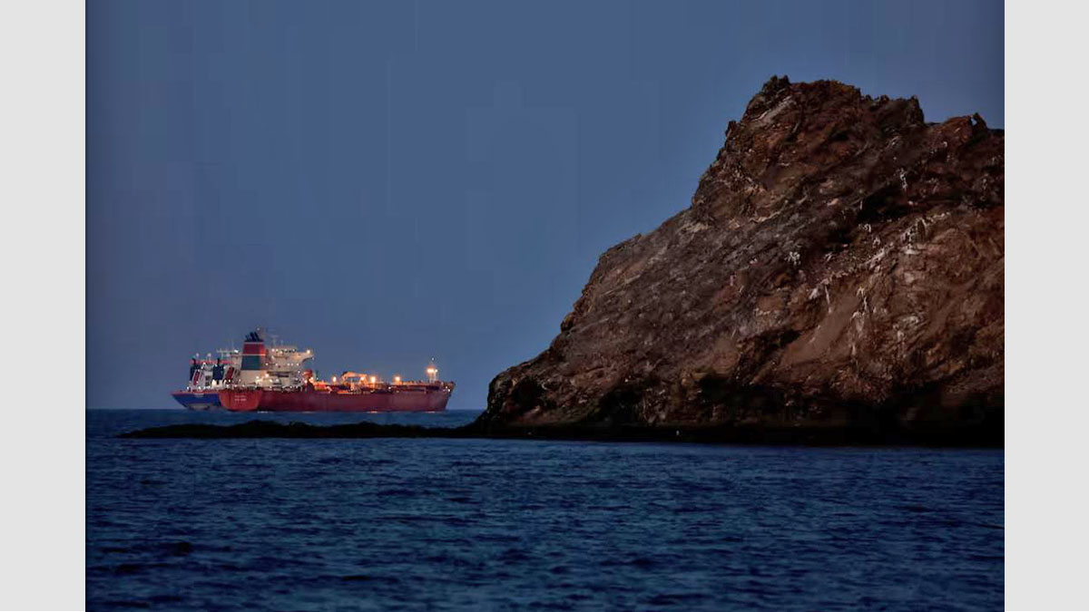 El petrolero Callisto anclado en Omán durante la guerra Trump e Irán.