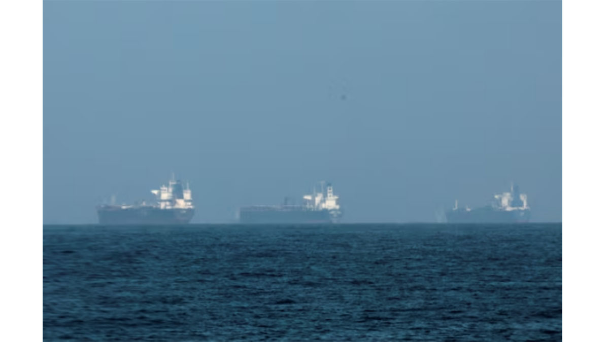 Buques petroleros varados cerca del Estrecho de Ormuz por el conflicto.
