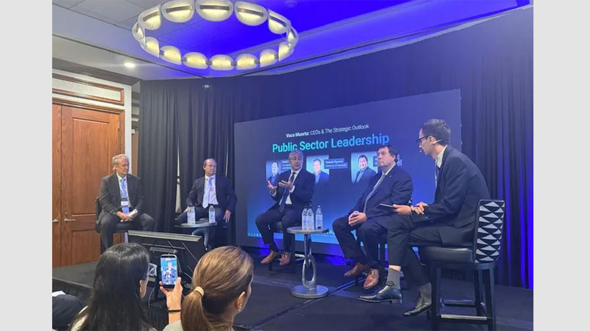 Gobernador Rolando Figueroa anuncia inversiones Vaca Muerta 2026 y licitación de 15 áreas en Houston