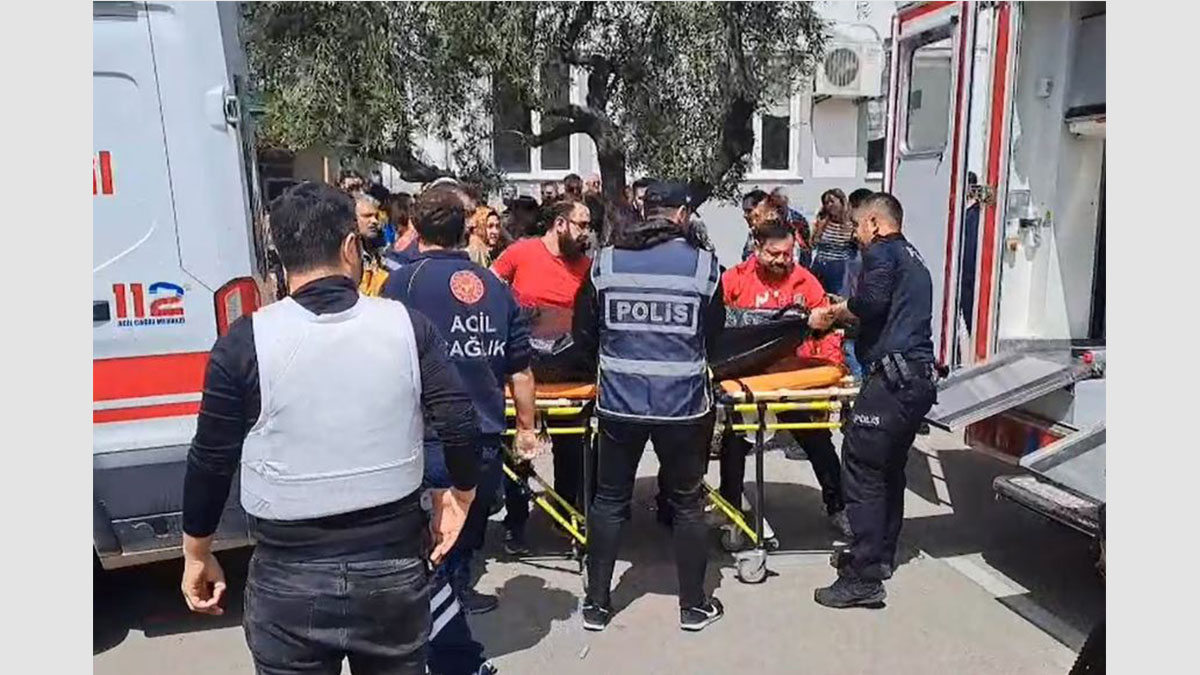 Ambulancias y operativo tras tiroteo escuela Turquía con múltiples víctimas en Kahramanmaras