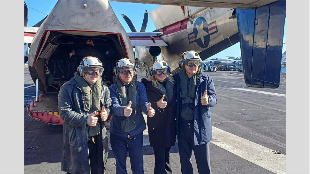 Javier Milei a bordo del portaaviones USS Nimitz en el Mar Argentino, en el marco de los ejercicios militares conjuntos con Estados Unidos
