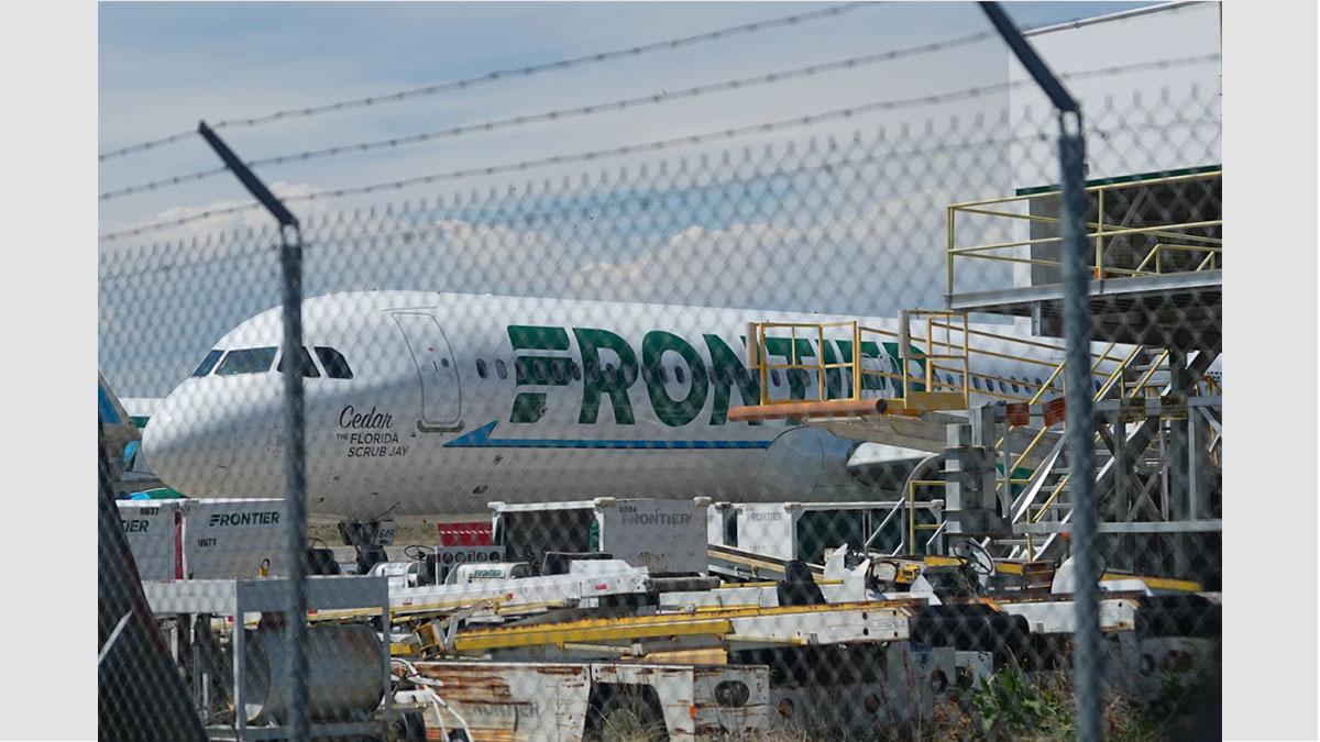 La falla de seguridad en Denver dejó un muerto tras ser atropellado por un avión de Frontier Airlines durante el despegue en el aeropuerto internacional.