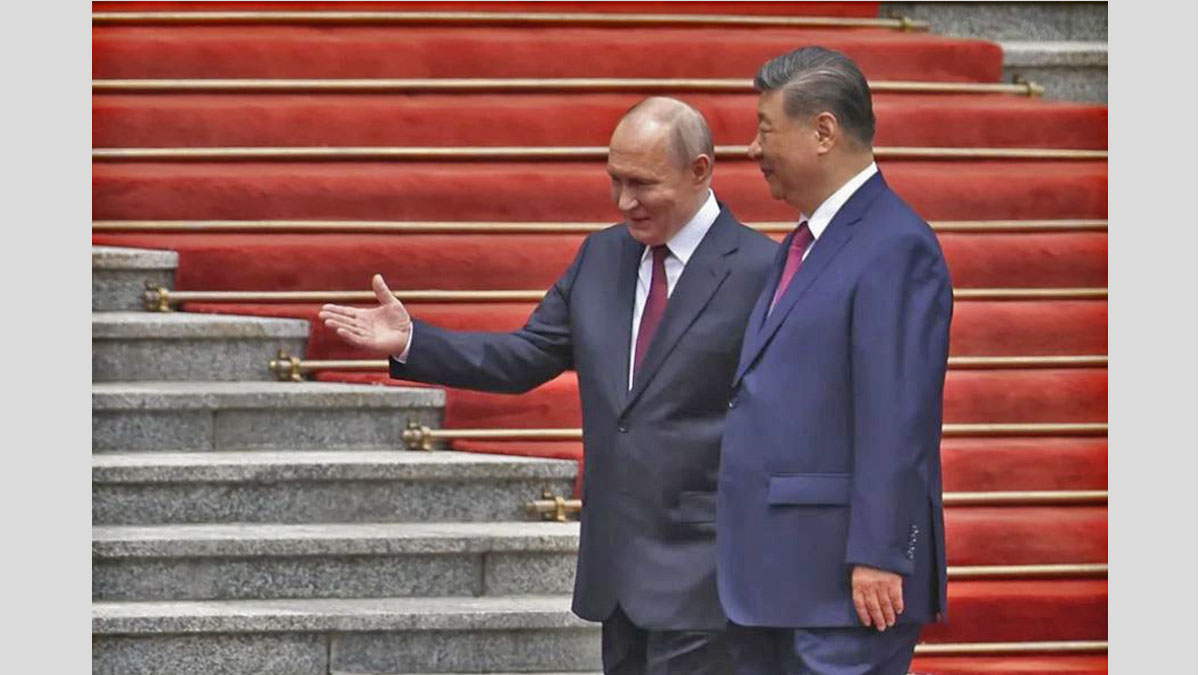 Xi Jinping y Vladimir Putin durante la firma del acuerdo estratégico China Rusia en el Gran Palacio del Pueblo, Pekín.