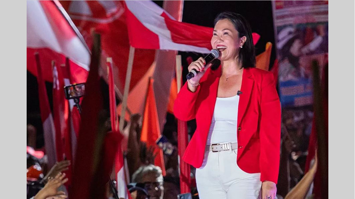 Keiko Fujimori gana en Perú y festeja con sus seguidores tras conocerse los resultados oficiales