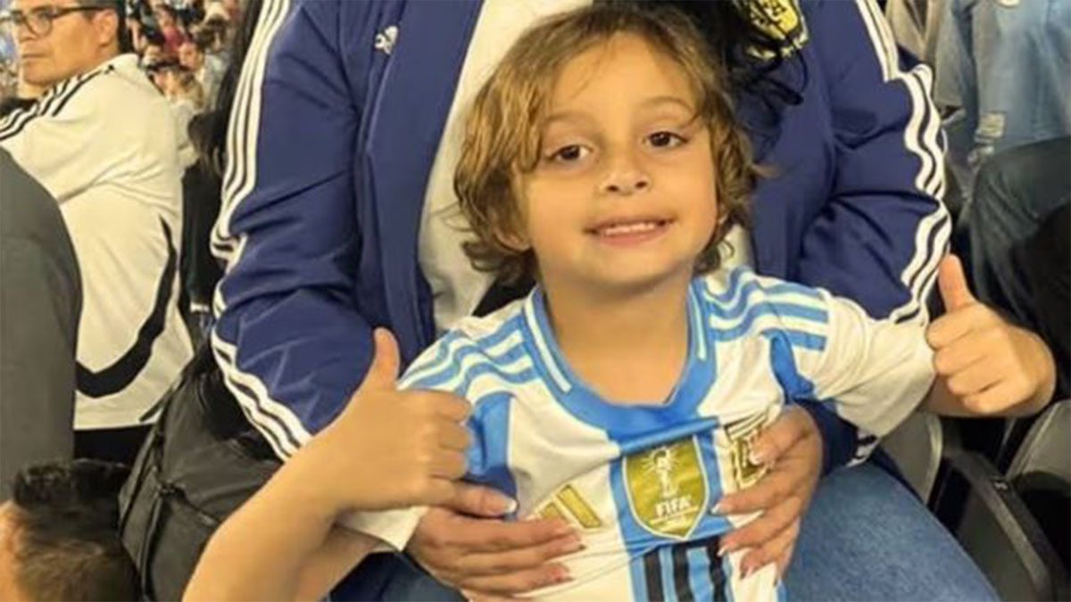 Lucas Gámez sin vida - rescatistas trabajan en La Guaira, Venezuela