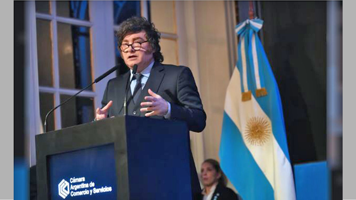 Gobierno busca llevar los salarios de las paritarias al millón de pesos