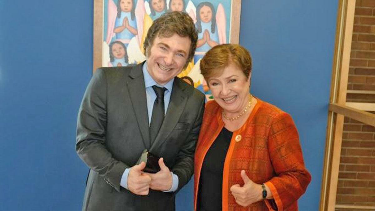 Javier Milei junto a Kristalina Georgieva, directora del FMI, en el marco del acuerdo y el recorte de gastos