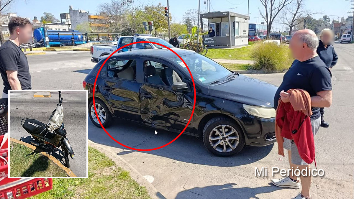 Accidente en Loma Hermosa: VW Gol Trend y moto Zanella dañados tras el choque