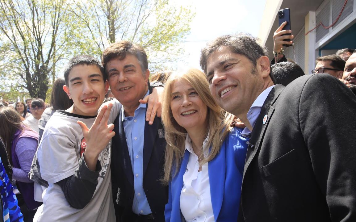 Día de la Lealtad en La Matanza: Axel Kicillof, Verónica Magario y Fernando Espinoza.
