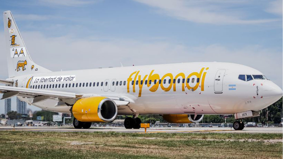 Concurso preventivo de Flybondi, imagen ilustrativa de un avión en una pista